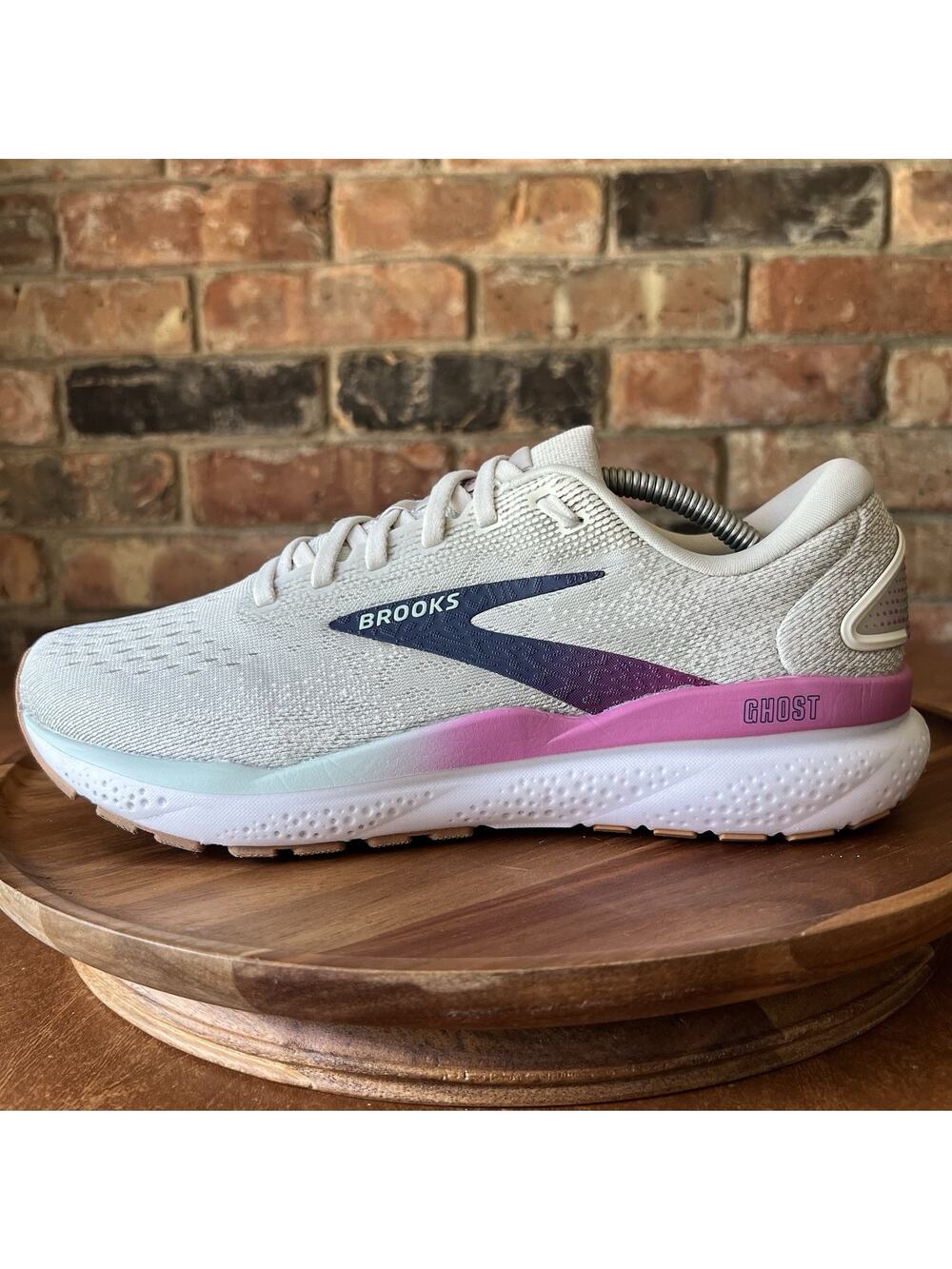 Brooks Ghost 16 Women's 9 Gray Pink Neutral Cushion Road Running Shoes Sneakers